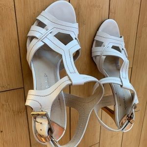 Donald J Pliner heels